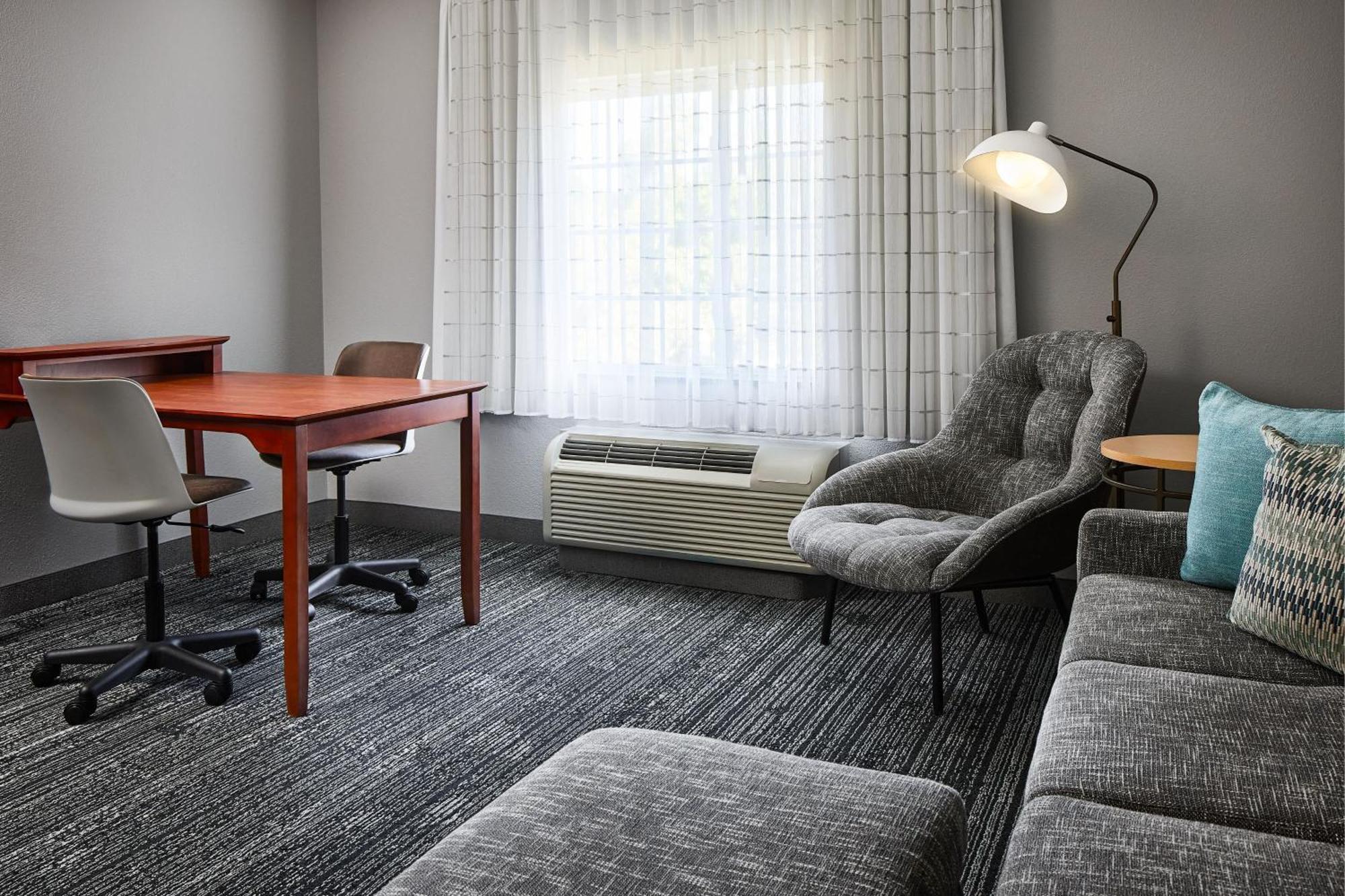 Towneplace Suites By Marriott Colorado Springs South Εξωτερικό φωτογραφία